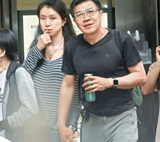 香港教授许金山：出轨后将两个瑜伽球放在车里毒死妻子和女儿(图7)