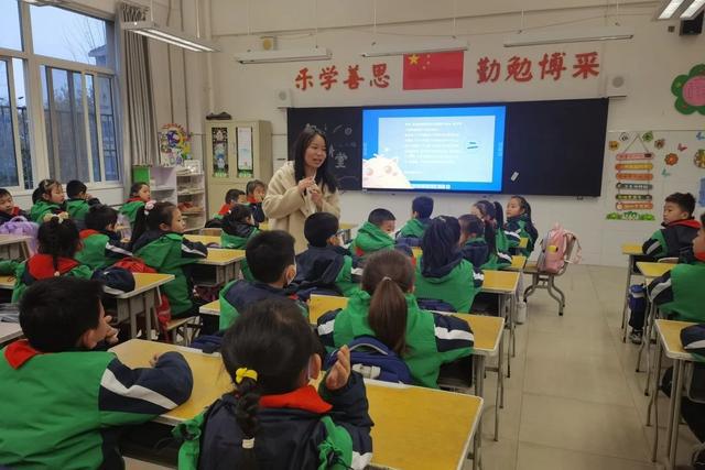 未央区大白杨小学开展“家长进课堂”系列活动(图8)